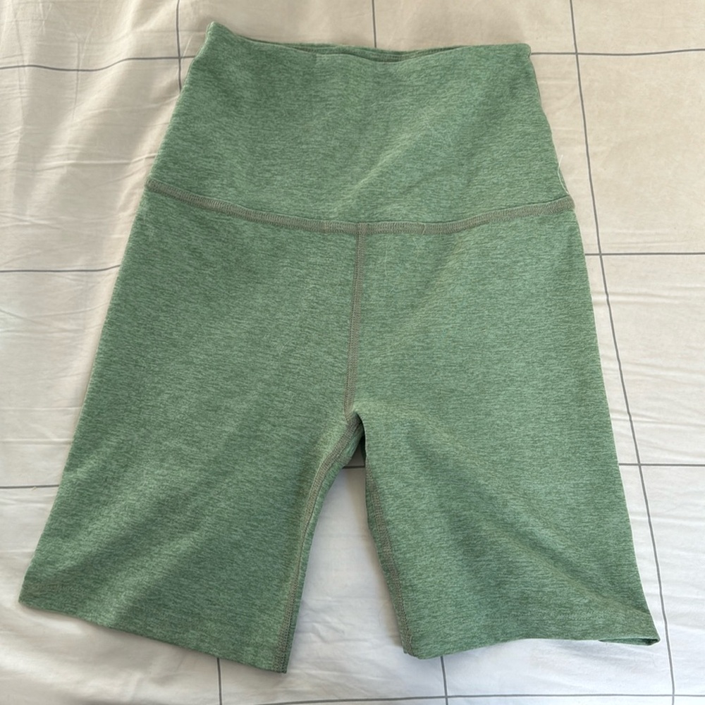 Beyond yoga pistachio green bike shorts